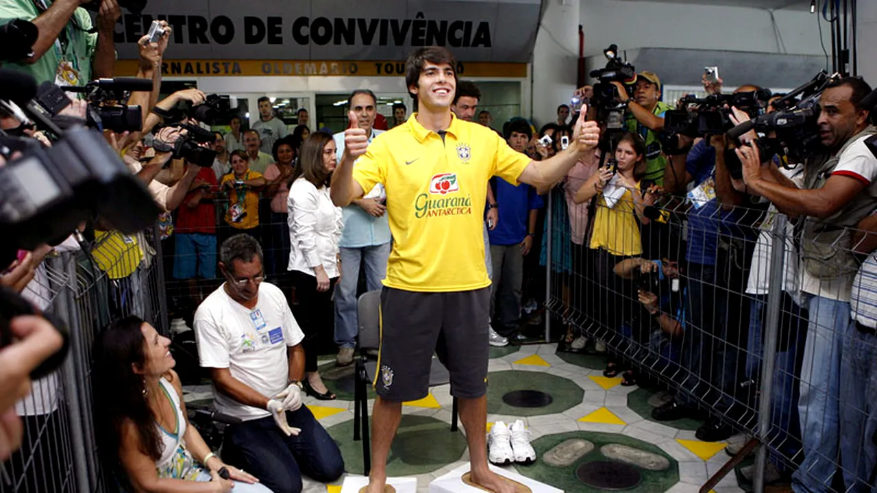 Kaka, onorat de stadionul Maracana