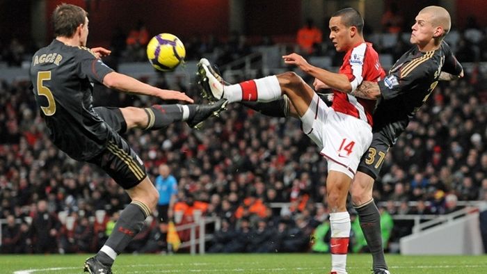 VIDEO Liverpool - Arsenal sau cel mai dramatic meci care a decis titlul în Anglia!