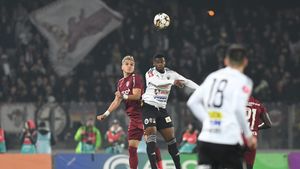Conducătorul Universității Cluj, „săgeți” către Cristi Balaj după eșecul din derby-ul cu rivala CFR Cluj: „Acesta este minusul nostru! Noi nu avem în club un fost arbitru!” | EXCLUSIV