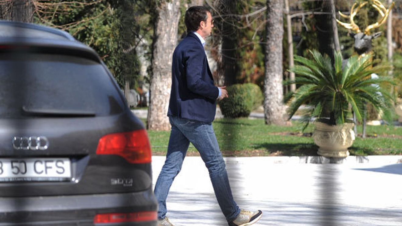 Străinii anunță un super antrenor la Steaua!** "Roș-albaștrii" sunt aproape de o lovitură de imagine!** Mutarea genială gândită de MM: cine poate fi urmașul lui Stoichiță