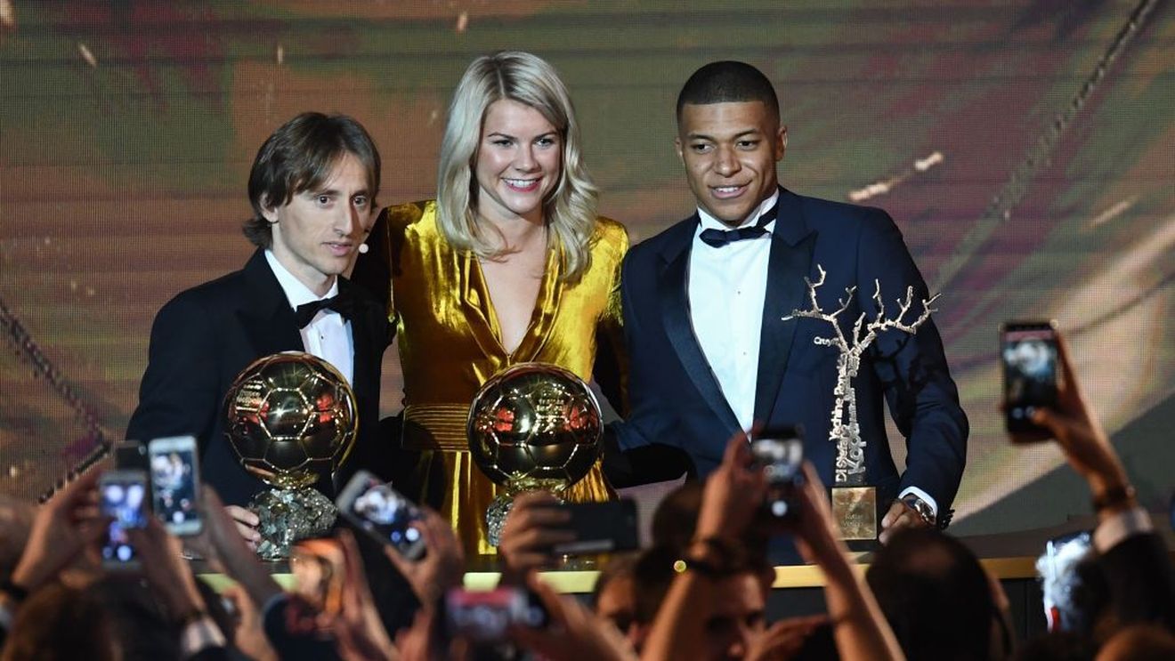 Luka Modric este noul Balon de Aur! Hegemonia Messi - Cristiano Ronaldo a ajuns la final: "Din copilărie visam la acest lucru"