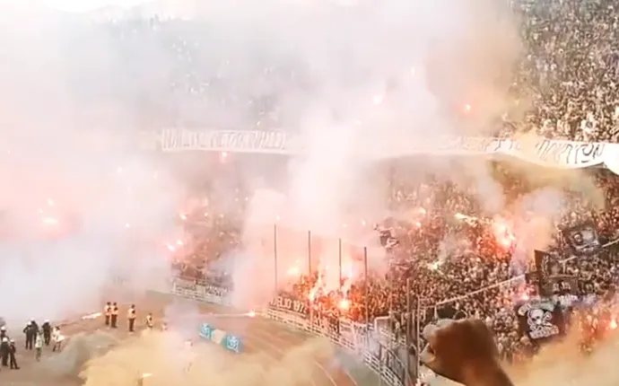 Bătaie generală la finala Cupei Greciei dintre PAOK și Panathinaikos! Un fotbalist a fost lovit cu o piatră, iar meciul a fost oprit | VIDEO & FOTO