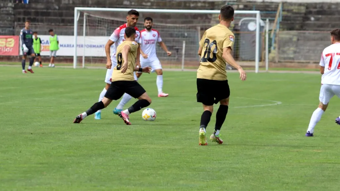 Final dramatic pentru CSM Slatina în prima etapă a sezonului! A luat gol în minutul 90+7, iar Daniel Oprescu s-a supărat: ”Am dominat jocul 75 de minute”