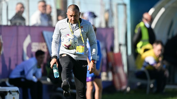 Costel Enache, cu o perspectivă inedită asupra regulilor impuse de FRF: ”Nici să fii născut în 2008 nu e merit sportiv.” Ce spune antrenorul despre echipele fără drept de promovare