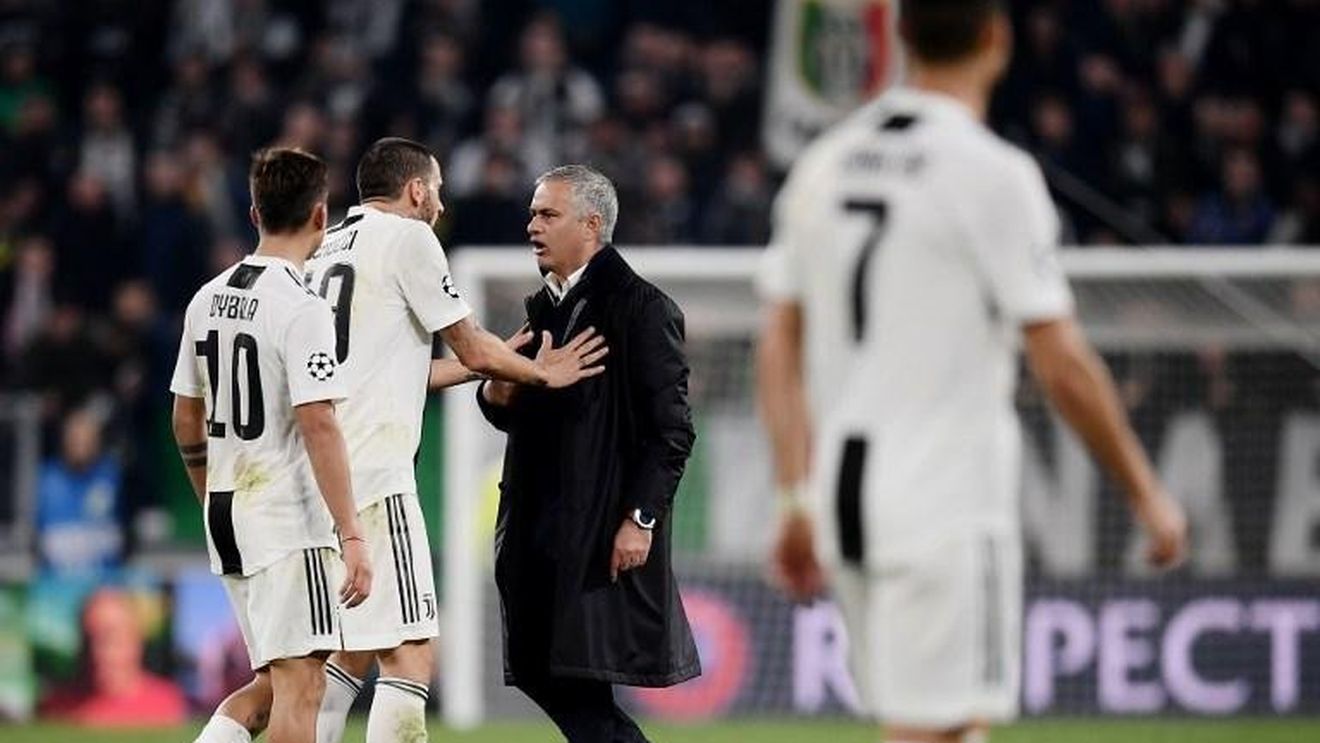 Mourinho, atacat dur după ce s-a "războit" cu fanii lui Juventus: "I-aș fi dat un șut în fund!"