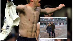 Comentariile TV de la Campionatul Mondial provoacă scandaluri. Amenințări cu moartea pentru un vânzător de calorifere pe nume Phil Neville