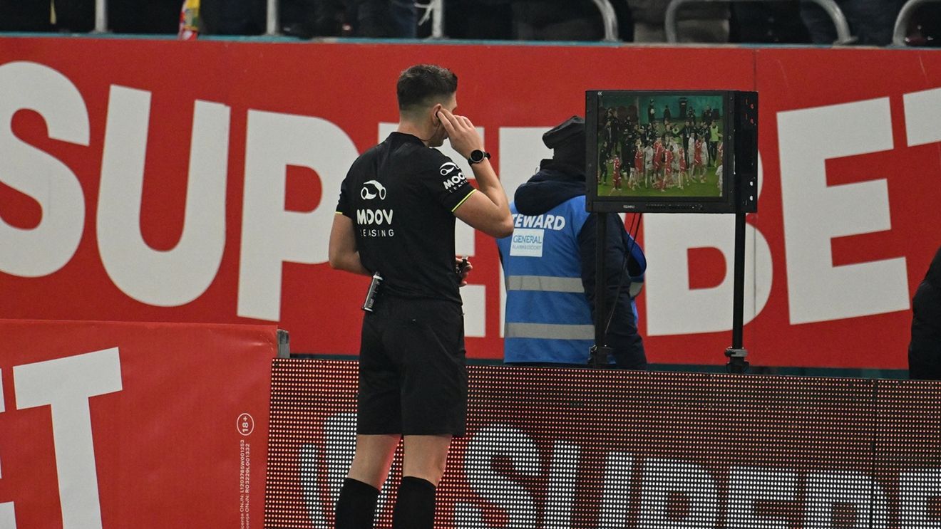 Răzvan Burleanu e gata să ia o nouă decizie istorică legată de VAR. S-ar schimba totul în Superliga: „Asta vrem!”