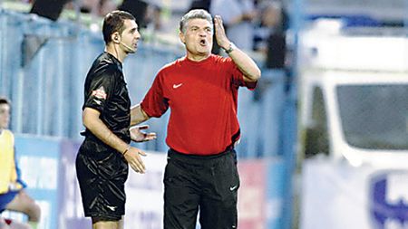 Andone: "Nu sunt mulțumit de calitatea jocului"