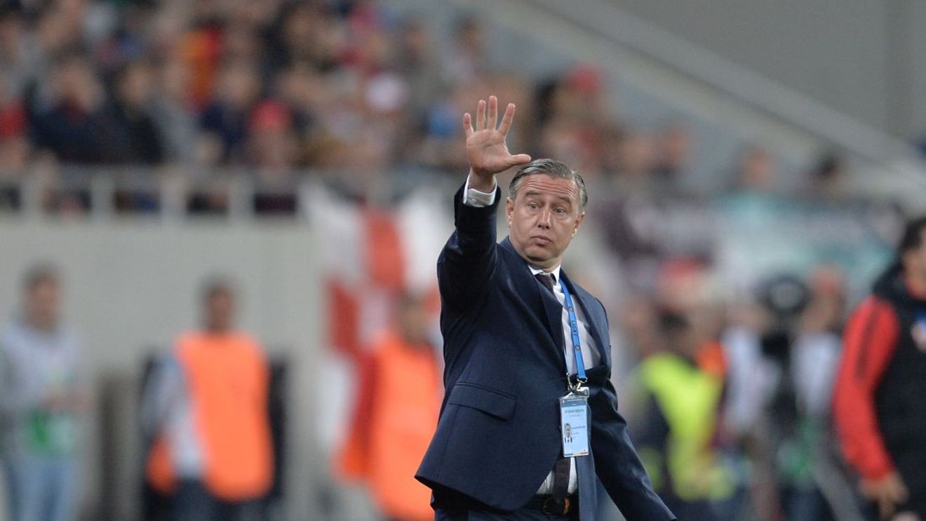 Laurențiu Reghecampf a bătut palma cu Mihai Rotaru și este noul antrenor al Universității Craiova | EXCLUSIV