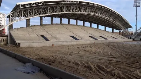 Primăria Arad, acuzată că ascunde contractul cu firma care trebuia să construiască arena 
