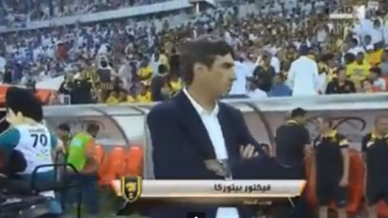 VIDEO | Reghecampf și Pițurcă, în război și la arabi. Gestul incredibil făcut de fostul selecționer când s-au întâlnit. Reghecampf: "Am vrut să-l salut, am făcut un gest normal. Mi-am dat seama că e un om rău"