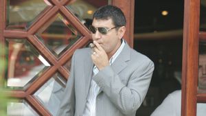 Borcea: "Gigi, mai ieși pe posturi să te faci de cacao?** Mi-e dor de Steaua, cu ea vreau să ne batem!"