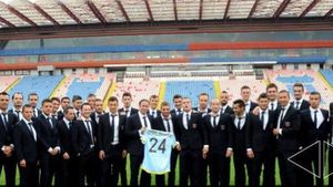 Steaua a ajuns la Stuttgart!** Dacă va reuși asta, Reghe va fi "MEISTER"! FOTO Ce cadou surpriză i-au făcut steliștii înaintea debutului în grupele EL