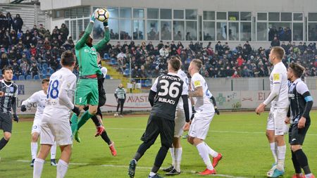 EXCLUSIV | Prima variantă pentru Becali: "Îl vând și pot negocia!" Cât trebuie să plătească finanțatorul FCSB pentru portarul "școlit" în Italia