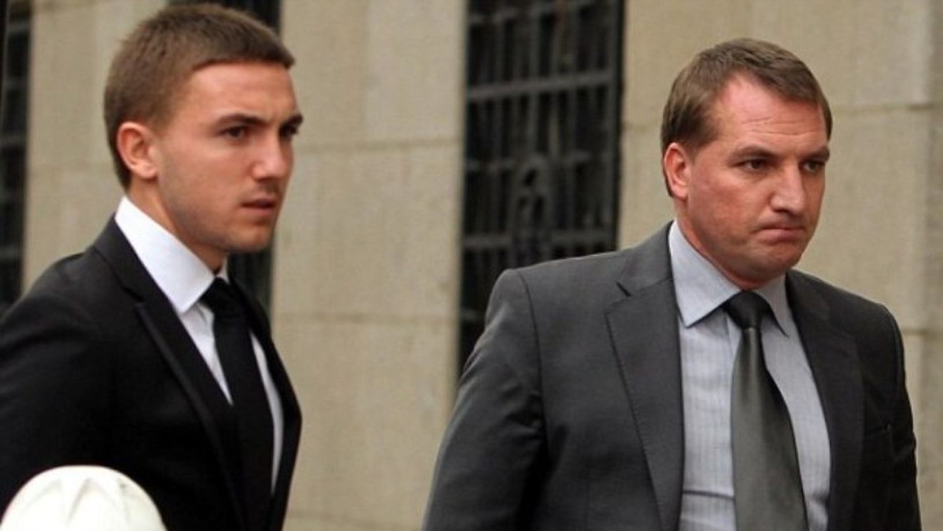 Brendan Rodgers a stat lângă Negoiță la amicalul cu Oldham! Managerul lui Liverpool a venit pentru fiul său