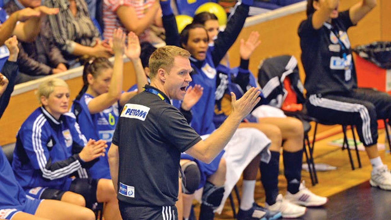 Lecția lui Vestergaard:** antrenorul danez a venit la Oltchim cu tactica aplicată la Viborg în 2010! Similitudinile dintre cele două echipe