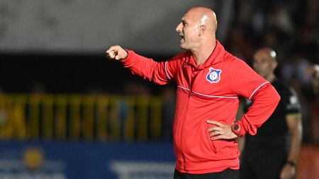 FC Bihor și-a ”zburat” antrenorul care a promovat-o în Liga 2! Conducerea ”stă la cutie”, iar președintele George Tătar nu mai e ”fanul” declarațiilor
