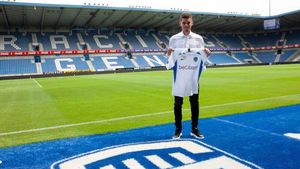 Ce s-a întâmplat cu Ianis Hagi la meciul cu Anderlecht! Este pentru prima dată când Mazzu ia această decizie în campionat