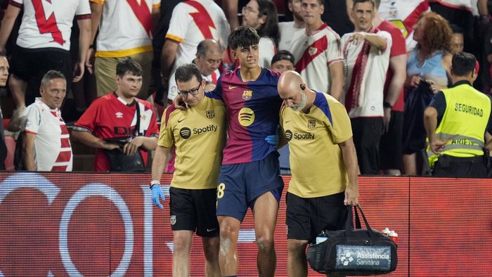 Accidentare șoc la FC Barcelona. Fenomenul de 17 ani Marc Bernal și-a rupt ligamentul încrucișat și ratează tot sezonul