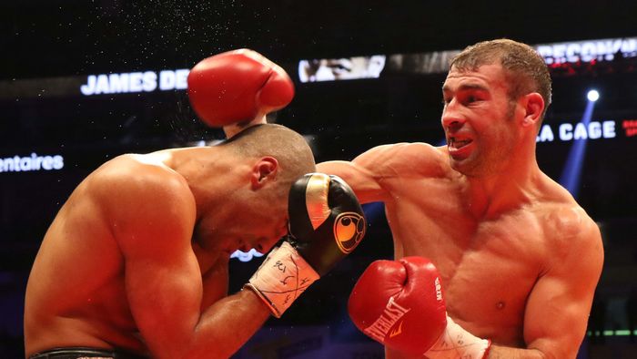 Bute pierde prin decizie unanimă în fața lui DeGale, după un meci extrem de echilibrat! VIDEO | Huiduieli în sala din Quebec! Televiziunea engleză dăduse meciul egal. GALERIE FOTO