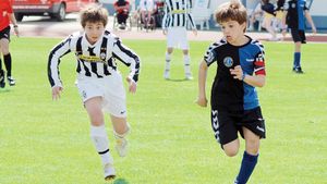 "Ne vom califica la generația lui Ianis Hagi! **Fotbaliștii noștri vin la lot în vacanță"