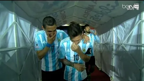 Foarte tare! Sud-americanii au descoperit ce i-a amuzat teribil pe Messi și Di Maria la pauza meciului cu Paraguay. VIDEO