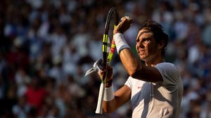Supraviețuitorul Rafa revine în semifinalele de la Wimbledon după 7 ani. Cronica unui nou clasic Nadal - Del Potro: 144 lovituri câștigătoare, căzături, reveniri de excepție și o superbă demonstrație la fileu. Cifrele care surprind în statistica ibericului