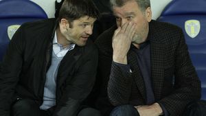 Interviu cu Isăilă, antrenorul demis de pe locul 2, despre influența lui Niculae la echipă: "Am avut fotbaliști criticați care au plâns și n-au vrut să mai joace. Ce poți să faci? Am acceptat"