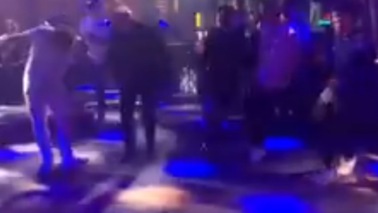 VIDEO | Petrecere în tabăra Viitorului după calificarea în play-off! Oamenii lui Hagi au dansat pe muzică machedonească