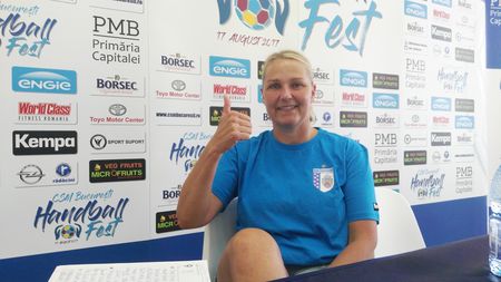 Helle Thomsen, înainte de CSM București - Krim Ljubljana: "Pot spune că este un Dream Team, avem o echipă foarte bună". Situația extremei Majda Mehmedovic și ce a găsit Vlad Caba la echipa de băieți