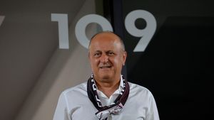 După ce l-a atacat pe Cristi Săpunaru, Mihai Stoica l-a luat la țintă și pe Dan Șucu: „Să vorbești tu, când în Giulești se întâmplă toate nenorocirile?!”