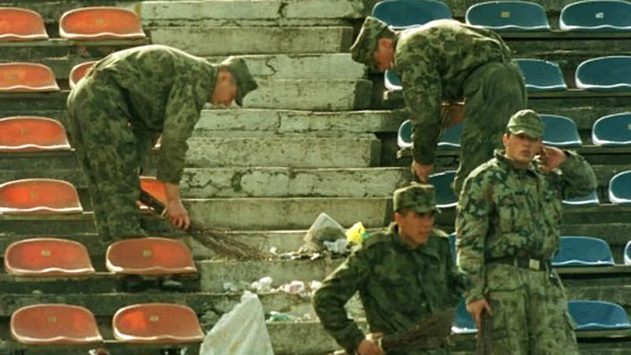 Amintiri din comunism: Ghencea în uniformă!