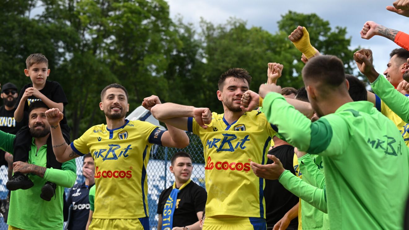 „Lupii galbeni” au mușcat cu furie în Slovenia. Patru goluri în cinci minute pentru echipa lui Ciobotariu