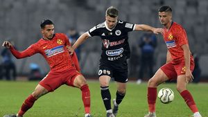 FCSB a transferat internaționalul român pe care l-a ofertat şi FC Sevilla. Apoi, l-a distrus: „Gata, reziliez!”