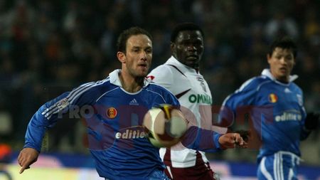 "Legenda" continuă! Rapidul remizează în Bănie!