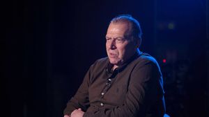 Helmut Duckadam îi critică pe fundașii FCSB-ului. "Păcat de Iulian Cristea! Nu e normal la experiența lui!"