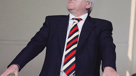 "Nu are rost să ne coborâm la nivelul lui Iacov!** A condus trei luni un club și l-a falimentat!"