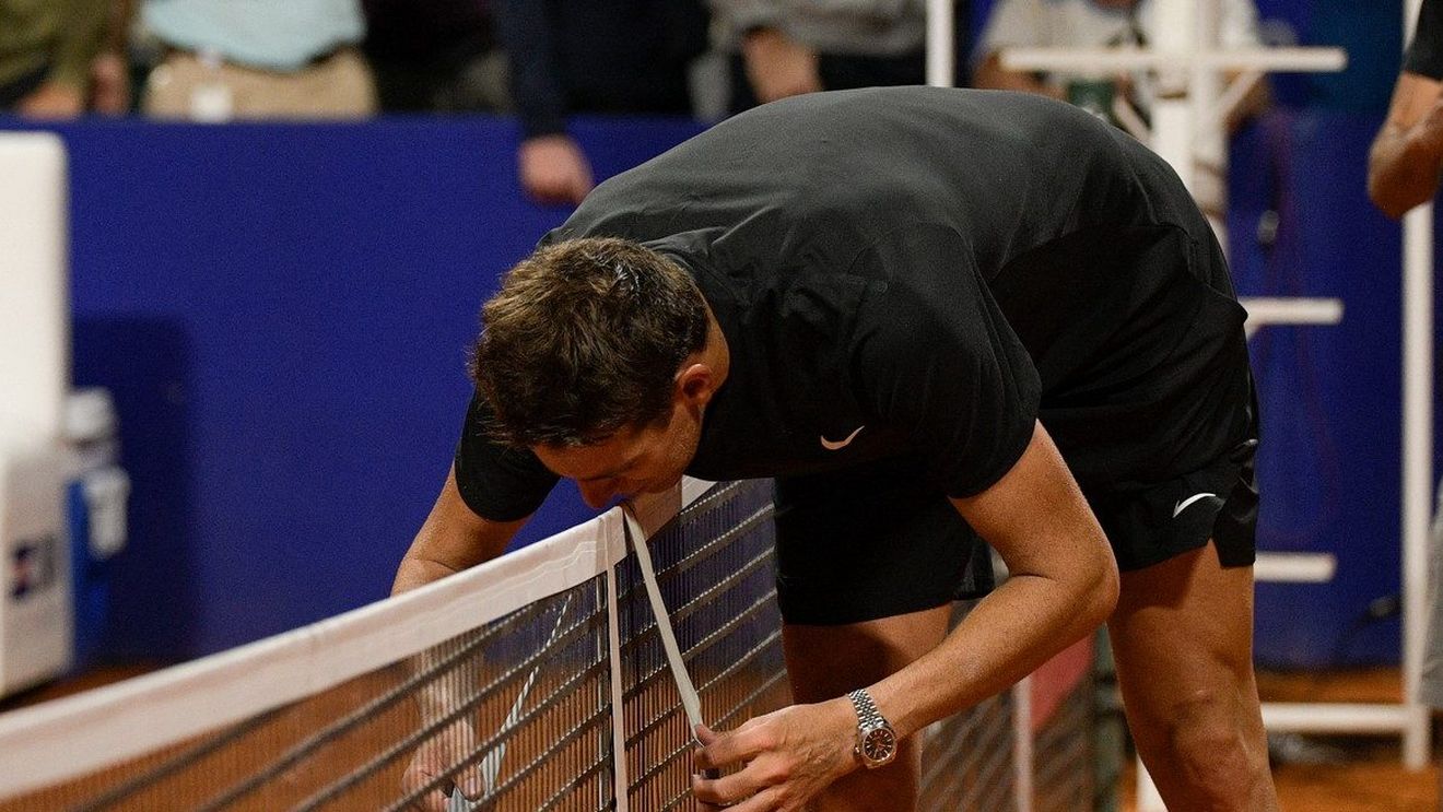 Juan Martin Del Potro a disputat ultimul meci din carieră! Campionul tenisului a jucat plângând și a făcut un gest emoționant la final | VIDEO