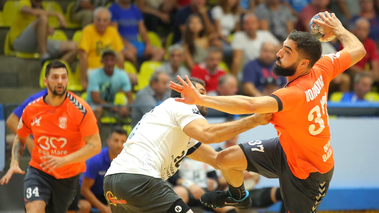 Minaur Baia Mare și CSM Bacău, surprizele primei etape în Liga Națională de handbal masculin. Meci cu cântec la Turda. Rezultatele complete ale primei runde