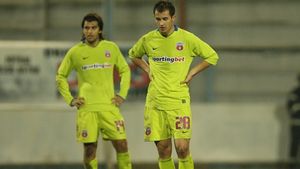 "Trebuie să profităm de criza pe care o traversează Steaua!** Nu e imposibil s-o batem!"