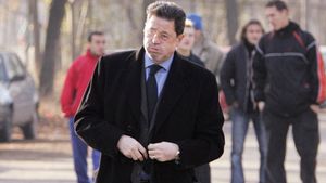 Dinu: "Poate mă retrage viața de la Dinamo...** Așa ar fi mai civilizat"