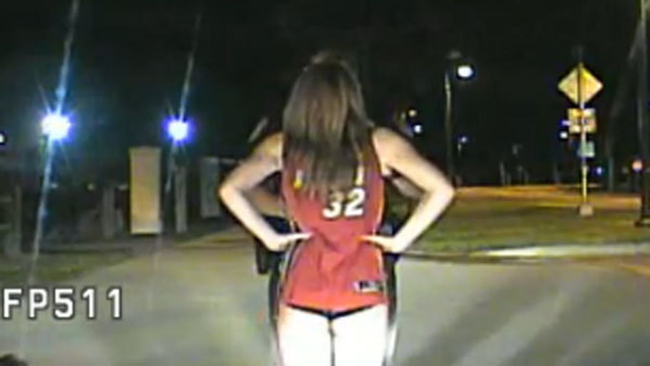 Tânără și "neliniștită". Cum a apărut în fața polițiștilor, după ce a fost oprită în trafic