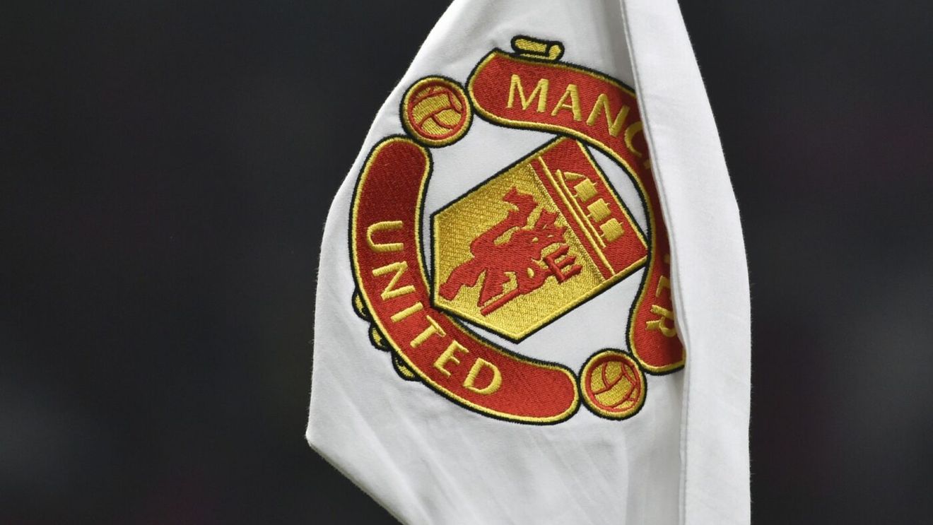 Transferul fotbalistului de 130.000.000 de euro se face chiar înainte de FCSB - Manchester United