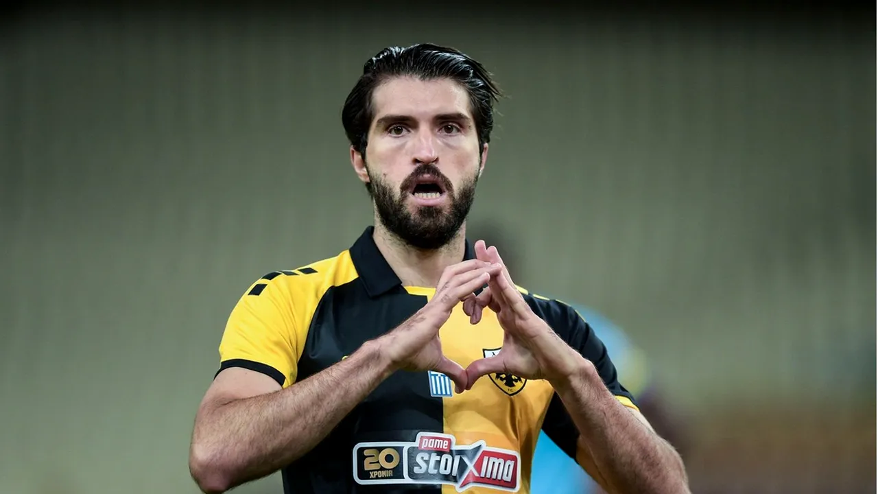 Starul lui AEK Atena, Karim Ansarifard, a ratat un meci al Iranului din preliminariile pentru CM 2022 din Qatar după ce a fost lovit în ochi cu o felie din tortul pregătit pentru ziua sa de naștere!