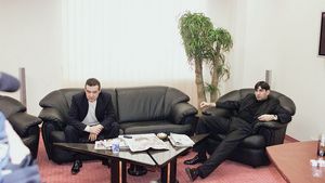 "Păi ce bă! Eu să-mi bag p... în mă-sa, CFR a dat un milion Craiovei, lu' Dinamo îi dă 2!"