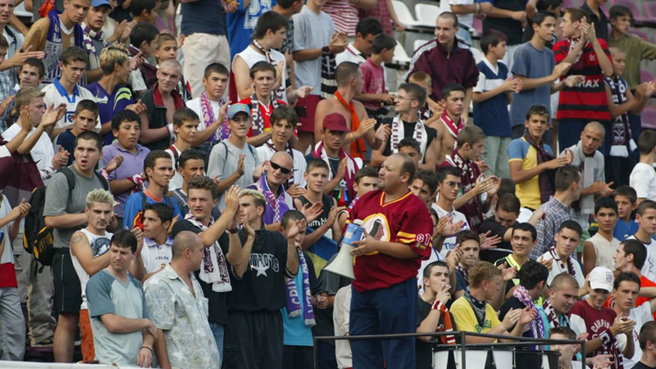 "Taher și Copos să plece! Și Bin Laden e binevenit să bage bani!" TU CE CREZI?