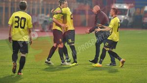 El a comis-o, el a reparat-o: Golubovic a ratat un penalty, dar a marcat unicul gol! Ceahlăul - ACS Poli 1-0! VIDEO REZUMAT