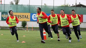 Cinci jucători chilieni au venit la antrenament beți!** Printre ei, doi jucători din Serie A