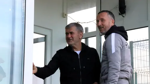 Valeriu Iftime, surprins alături de Mihai Stoica: „Să vedeți ce tărăboi iese!” Ce au discutat înaintea meciului dintre Botoșani și FCSB | FOTO