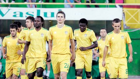 Grevă japoneză la Vaslui:** Wesley și colegii nu s-au antrenat pentru că nu și-au primit banii! Porumboiu: "Așa e și la echipele mari"